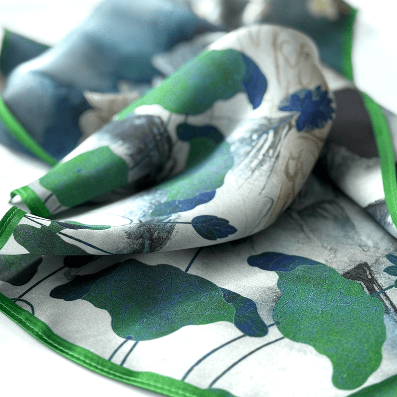 TÅKEDANS Silkeskjerf